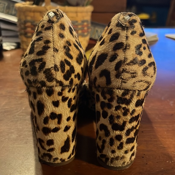 Sam Edelman leopard print heels, 9m - Picture 3 of 15